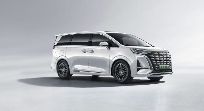 Tengshi D9 opens the pre-sale price of 335,000-460,000 yuan.